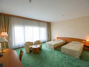 Khorezm Palace (Хорезм Пэлэс)