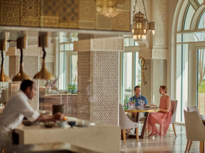 Hilton Salwa Beach Resort & Villas