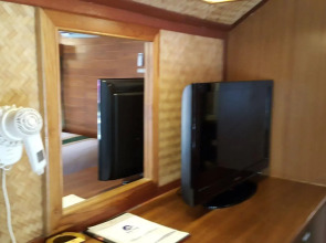 Sunset Village Beach Resort