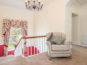 Llys Aeron Guest House