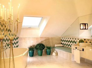 Grande Real Villa Italia