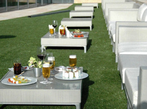 Hotel Maydrit Airport