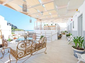 Lindos Harmony Suites