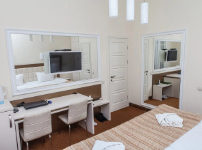 Мини-отель «Седьмое небо», ул. Евгения Коновальца