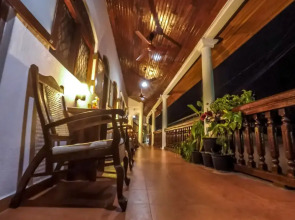 Mrs Wijenayake's Beach Haven Guest House