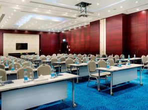 Hilton Alexandria Green Plaza