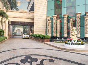 Radisson Hotel Gurugram Sohna Road City Center