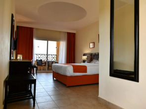 Wadi Lahmy Azur Resort