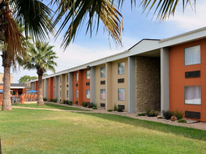 Rodeway Inn and Suites Austin