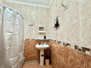 Артхаус Домбай