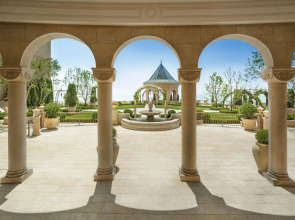 The Castle Hotel, a Luxury Collection Hotel, Dalian