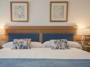 SH Villa Gadea Hotel