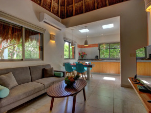 Palmar del Sol by Riviera Maya Suites