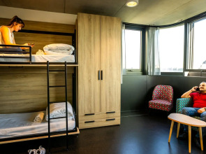 The People Paris Marais