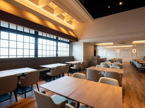 Oriental Hotel Universal City