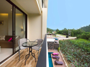 The Lago Apartments by Tropiclook