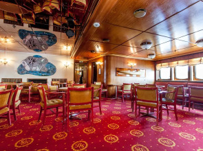 MS Birger Jarl - Hotel & Hostel