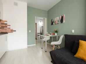 4 Ugla (Четыре угла) на Максима Горького 161