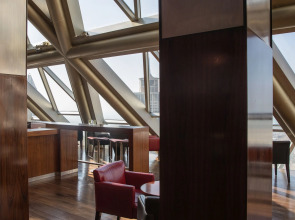 Jumeirah Emirates Towers Dubai