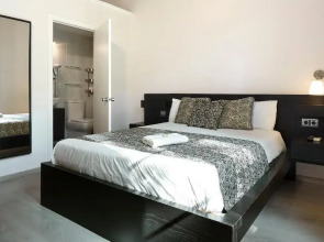 Отель BruStar Gotic-Centric