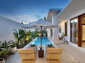 The Luxury Collection, Monaco Blu