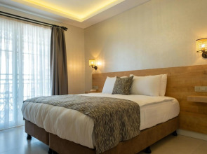 Sea Breeze Hotel & Apartments