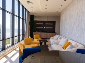 Arcadia Condo Suites