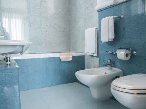 Jet Hotel, Sure Hotel Collection by Best Western