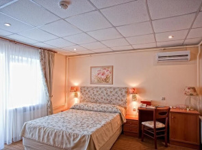 Отель Рождественский