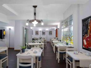 Hôtel Argus by HappyCulture