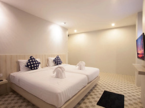 Nature Pine Residence