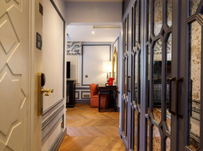 Hagia Sofia Mansions Istanbul, Curio Collection by Hilton