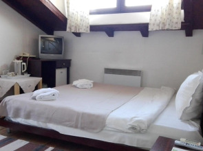 Scottys Boutique Hotel