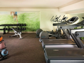 The College Green Hotel Dublin, Autograph Collection