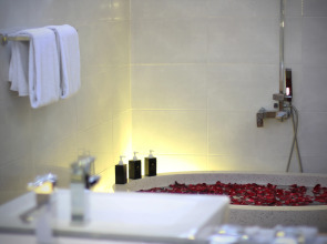 Villa Seminyak Estate & Spa - By Astadala