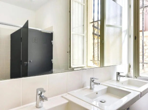 The People - Marseille - Hostel