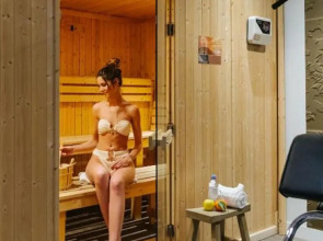 Le Parisis Paris Tour Eiffel