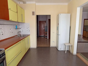 Аврора Люкс на улице Орджоникидзе