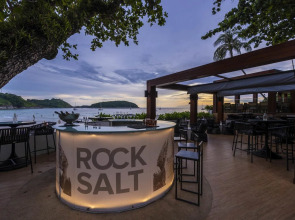 Отель The Nai Harn