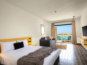 Creek Hotel and Residences El Gouna