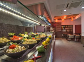 db Seabank Resort and Spa