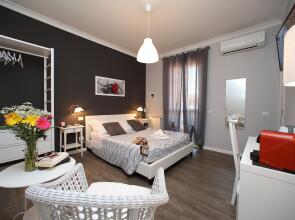 A 2 Passi dai Musei Guest House