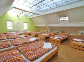 Ritchies Hostel & Hotel