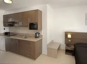 Petrosana Hotel Apartments