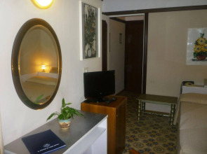 Pietra di Luna Hotel