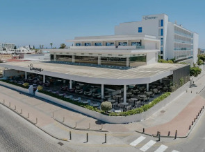 Tasia Maris Seasons Hotel - Adults Only