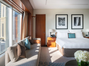 Jumeirah Emirates Towers Dubai