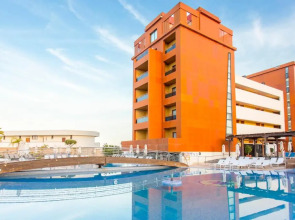 Be Live Experience La Nina