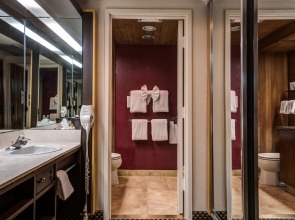 Lakeside Inn and Casino