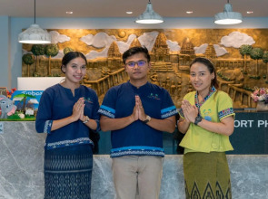 Peace Blue Naiharn Naturist Resort Phuket